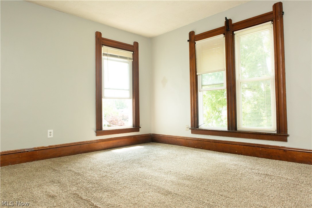 Mabel Clever - Residential Income