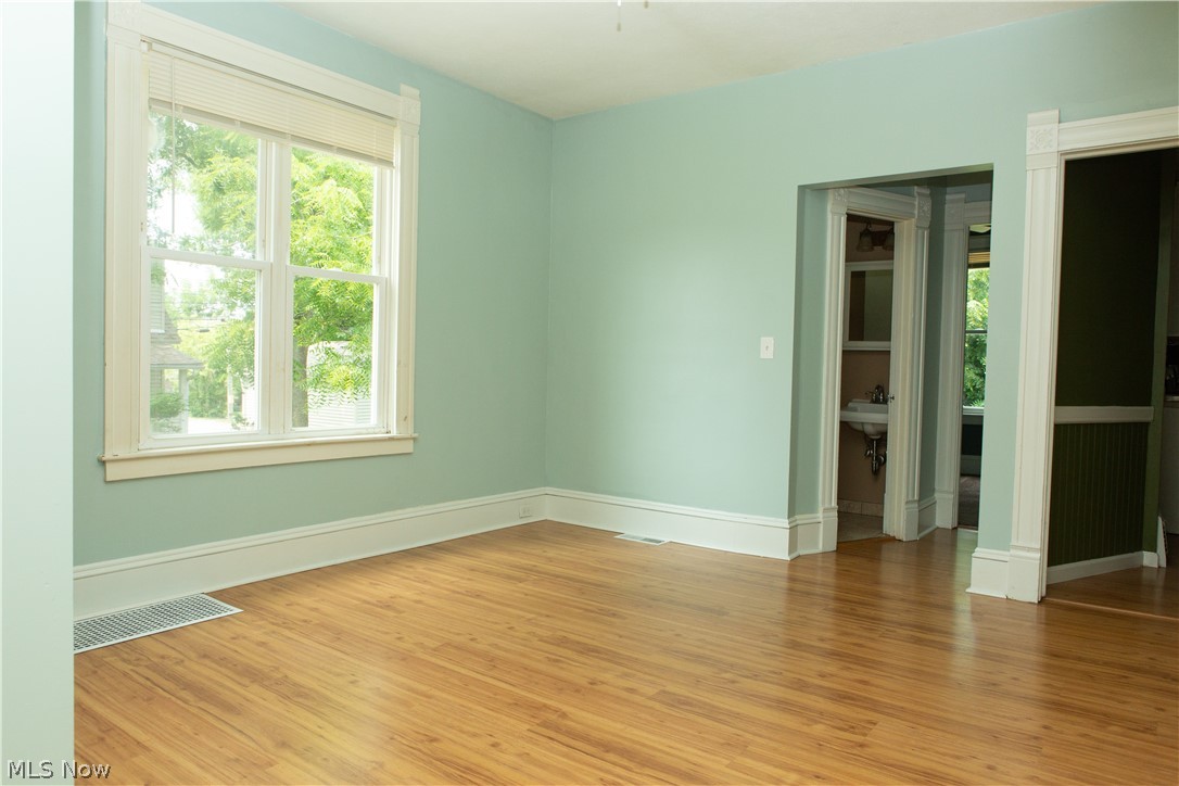 Mabel Clever - Residential Income