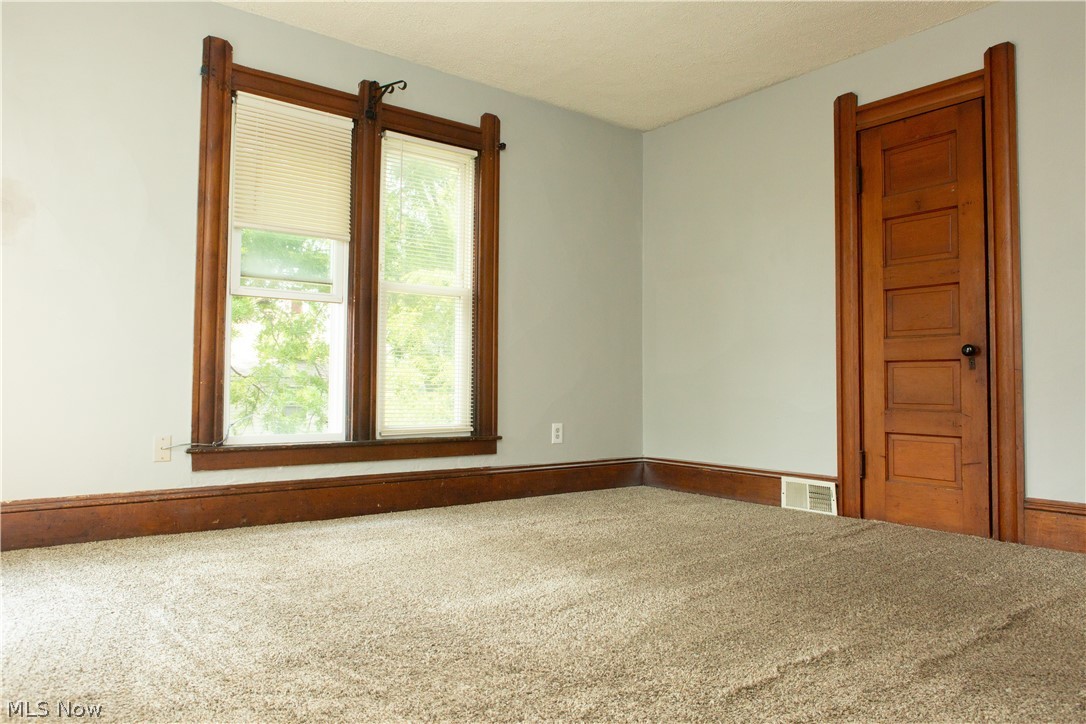 Mabel Clever - Residential Income