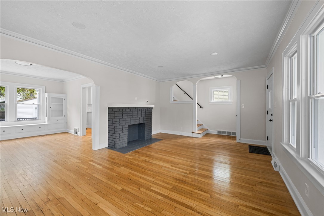 1271 W 89th Street
