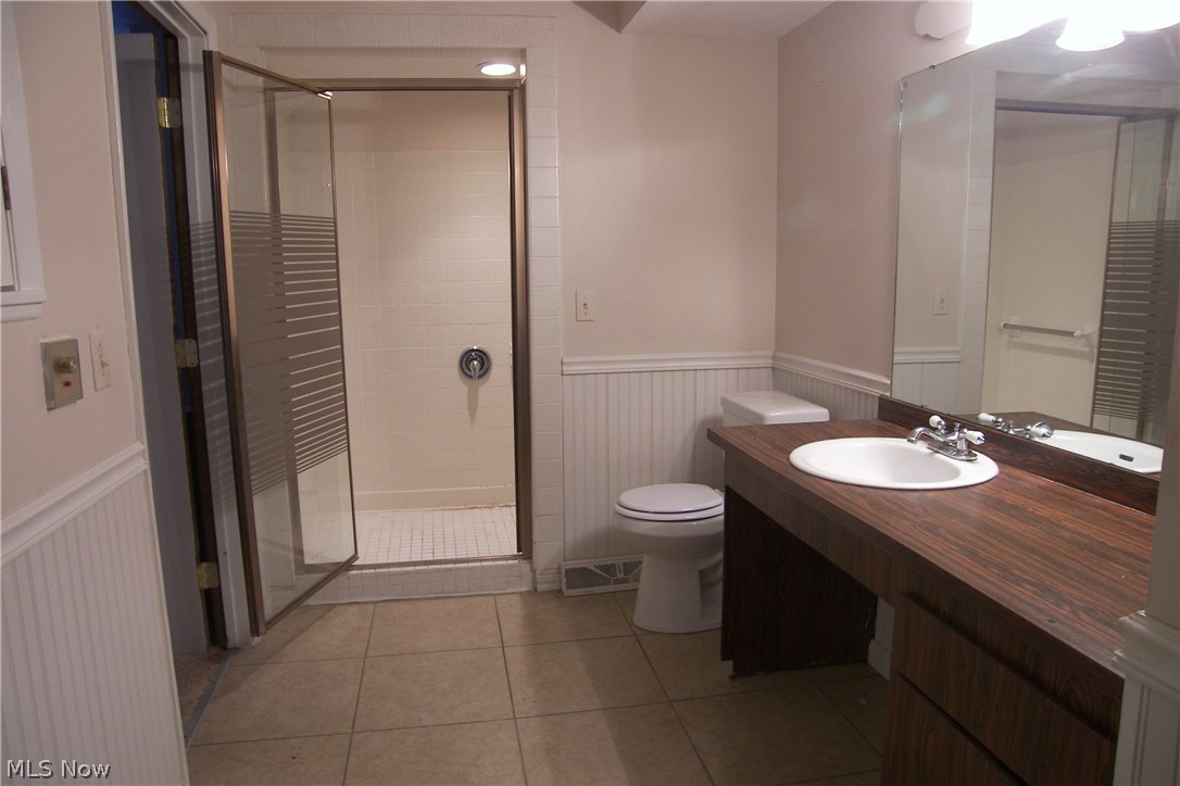 Hidden Hollow 01 - Residential