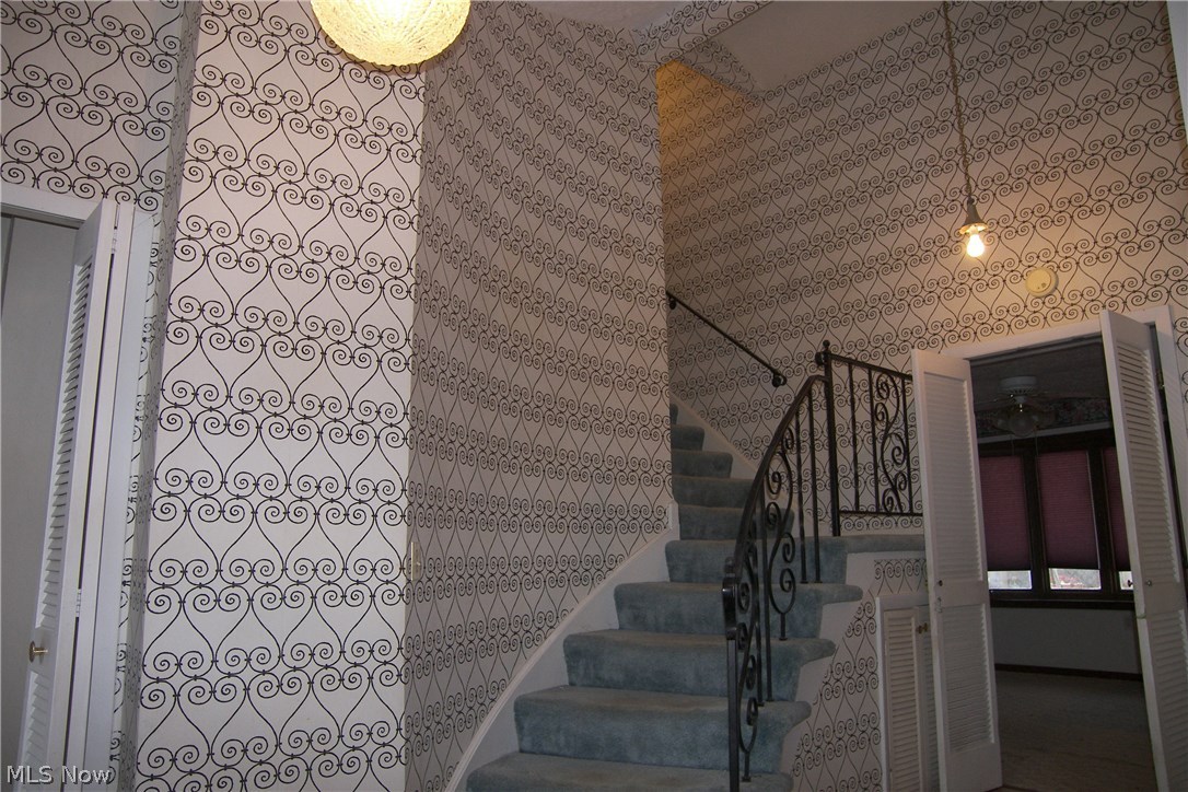 Hidden Hollow 01 - Residential