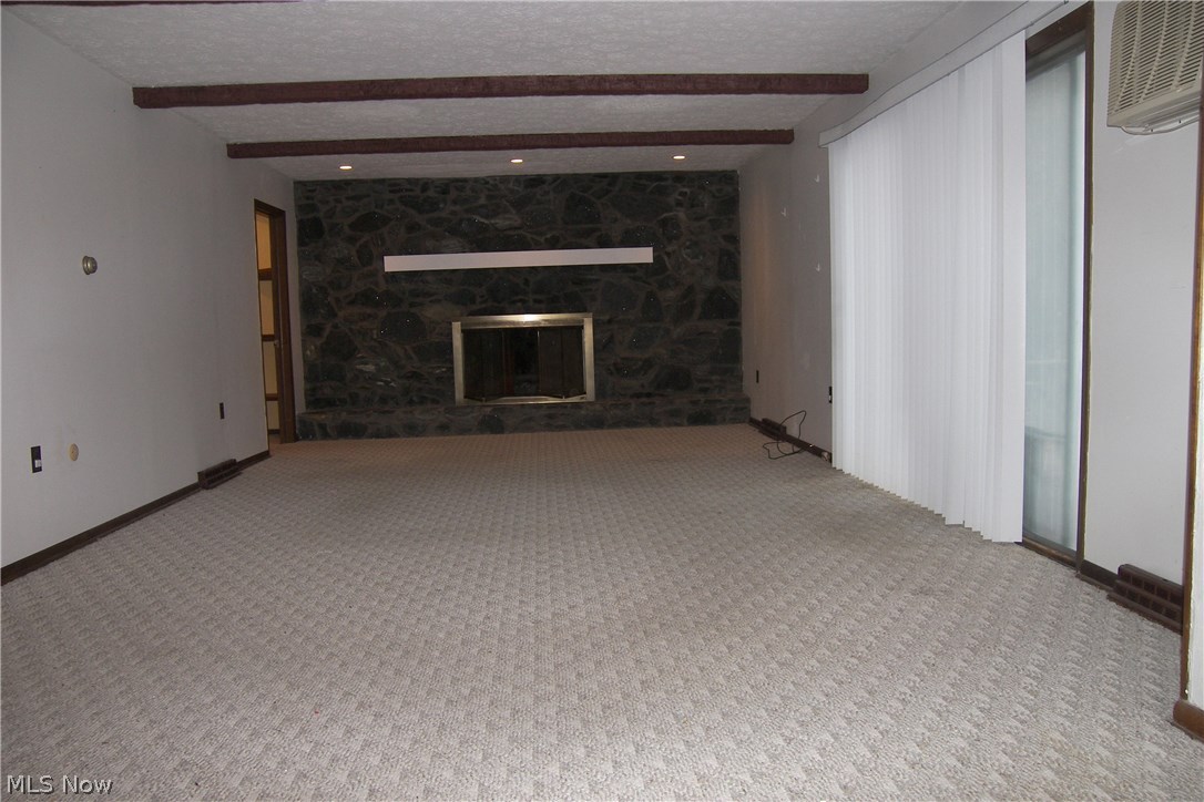 Hidden Hollow 01 - Residential