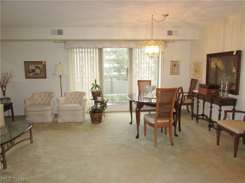 Acacia/Green Condo - Residential