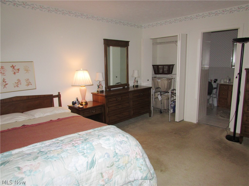 Acacia/Green Condo - Residential