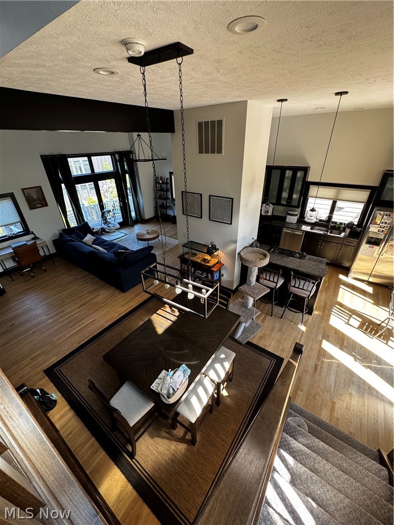 2257 City View Drive