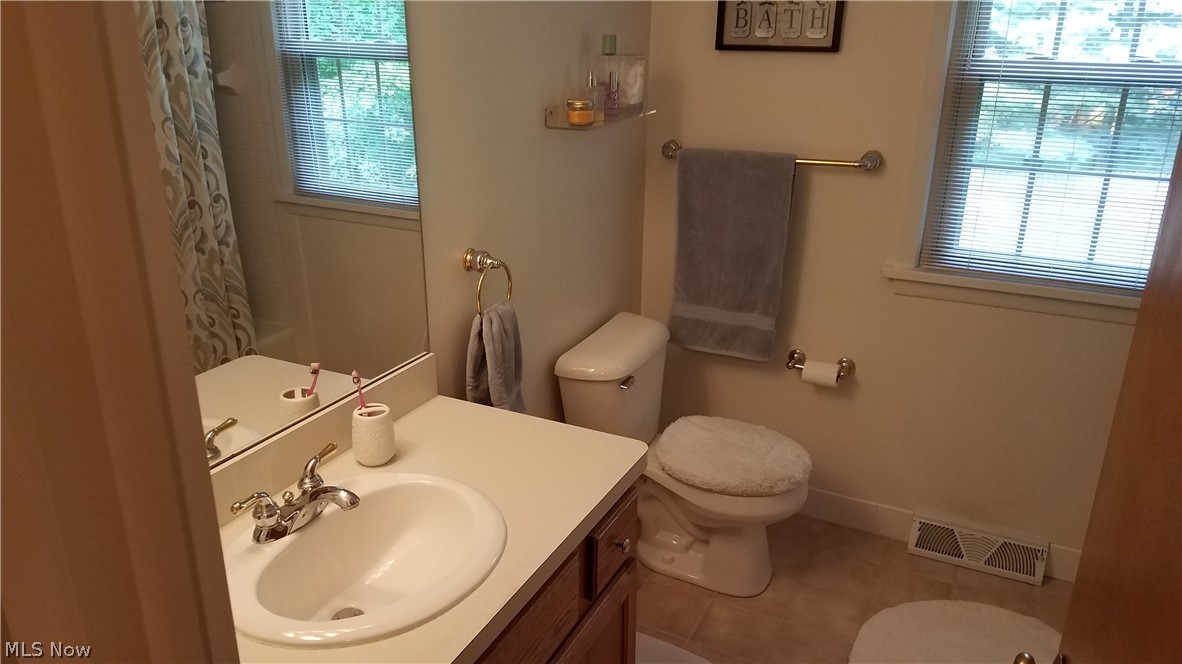 Baywood 02 - Residential