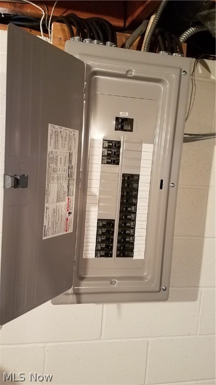 Baywood 02 - Residential