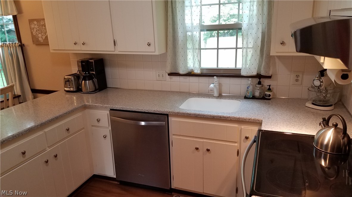 Baywood 02 - Residential