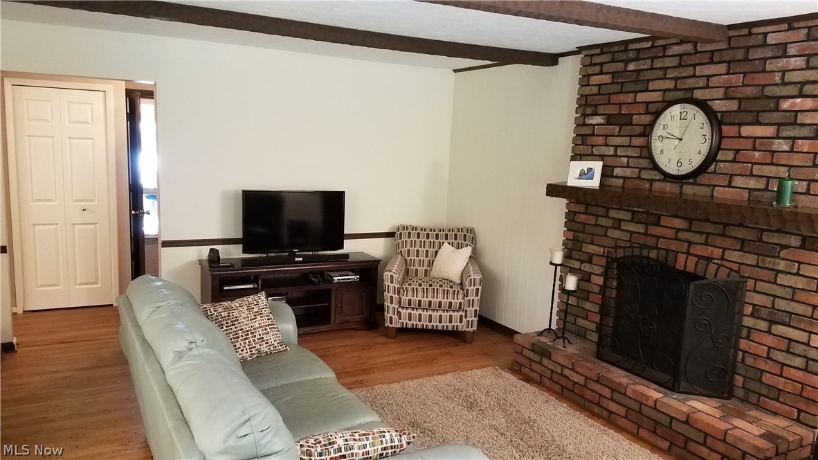 Baywood 02 - Residential