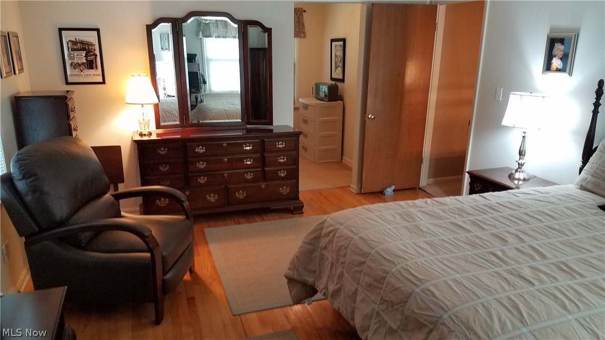 Baywood 02 - Residential