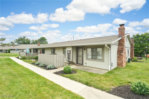 Photo for 2665 Mull Avenue 19C