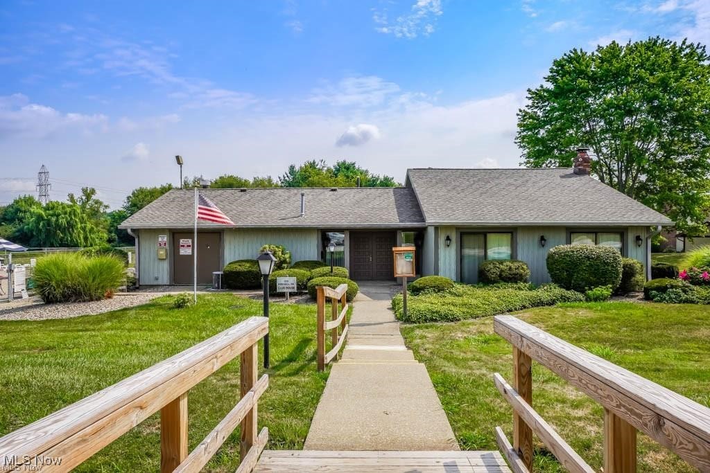 Copley, Ohio 44321, United States, 2 Bedrooms Bedrooms, ,2 BathroomsBathrooms,Residential,Pending,153211