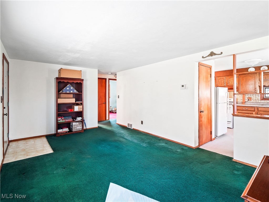 3350 Grant Street, Lorain, Ohio image 5