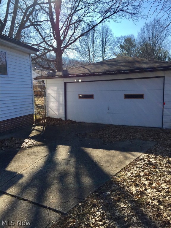 Mayflower - Residential Lease