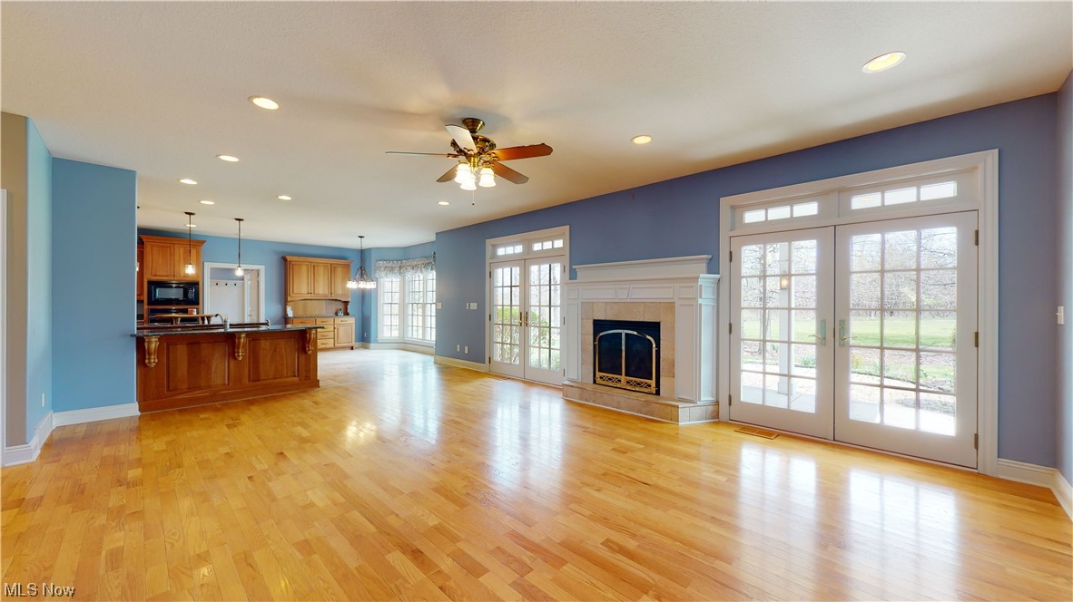 Founders Glen 1 - Residential