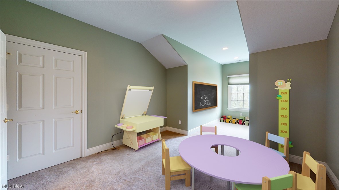 Founders Glen 1 - Residential