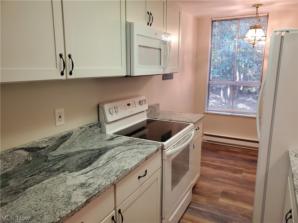 Silver Lake Towers - Residential