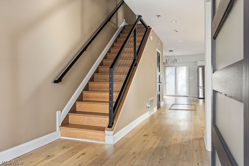 1457 W 52nd Street