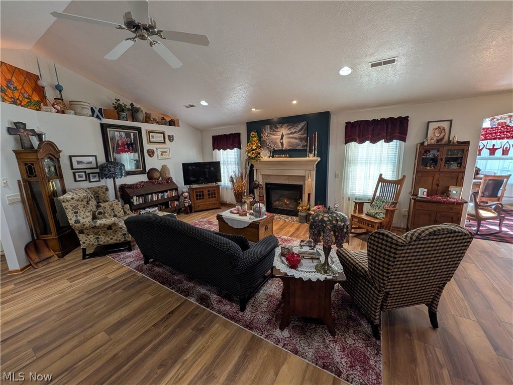 4981 Cardinal Court