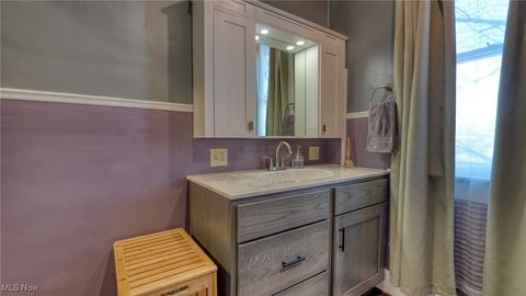 Tiny photo for 410 N 15th Street, Cambridge, OH 43725 (MLS # 5180127)