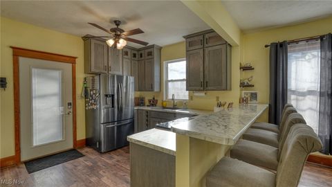 Tiny photo for 410 N 15th Street, Cambridge, OH 43725 (MLS # 5180127)