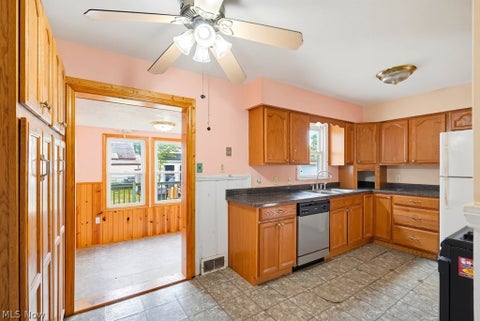 Tiny photo for 11102 Park Heights Avenue, Garfield Heights, OH 44125 (MLS # 5240403)