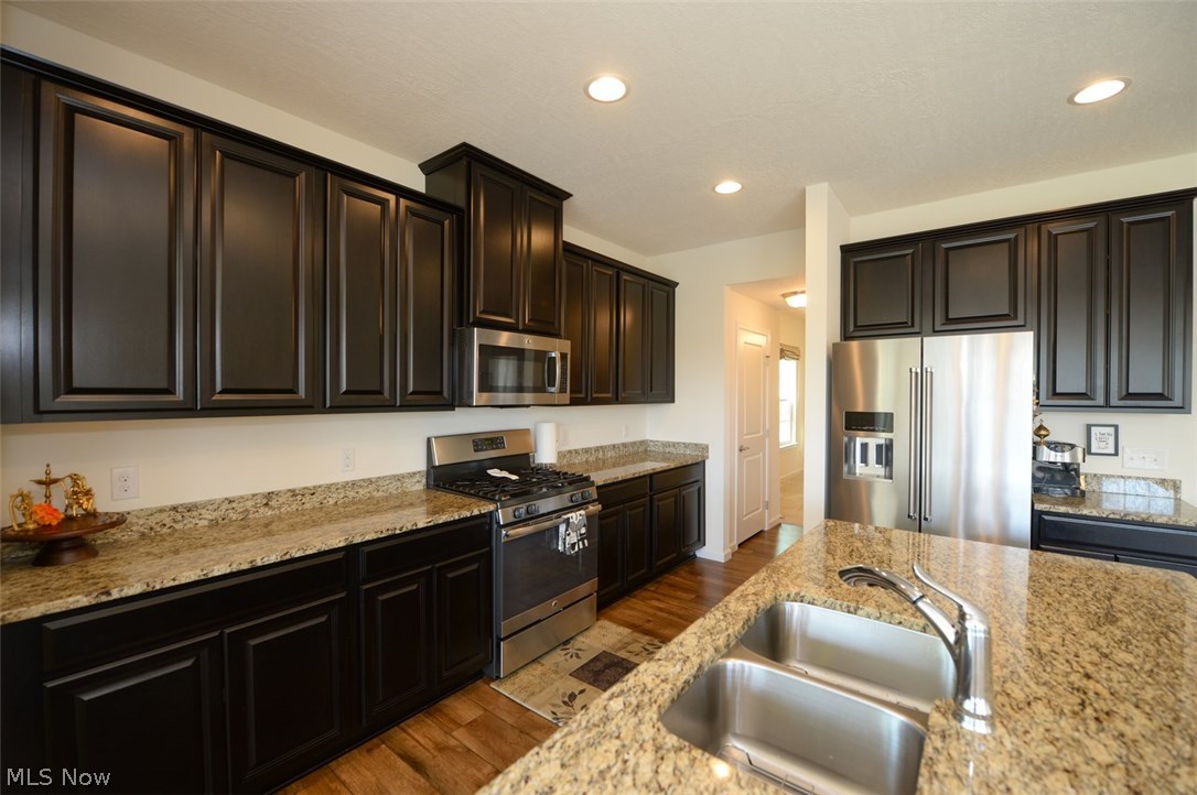 Emerald Estates # 12 - Residential