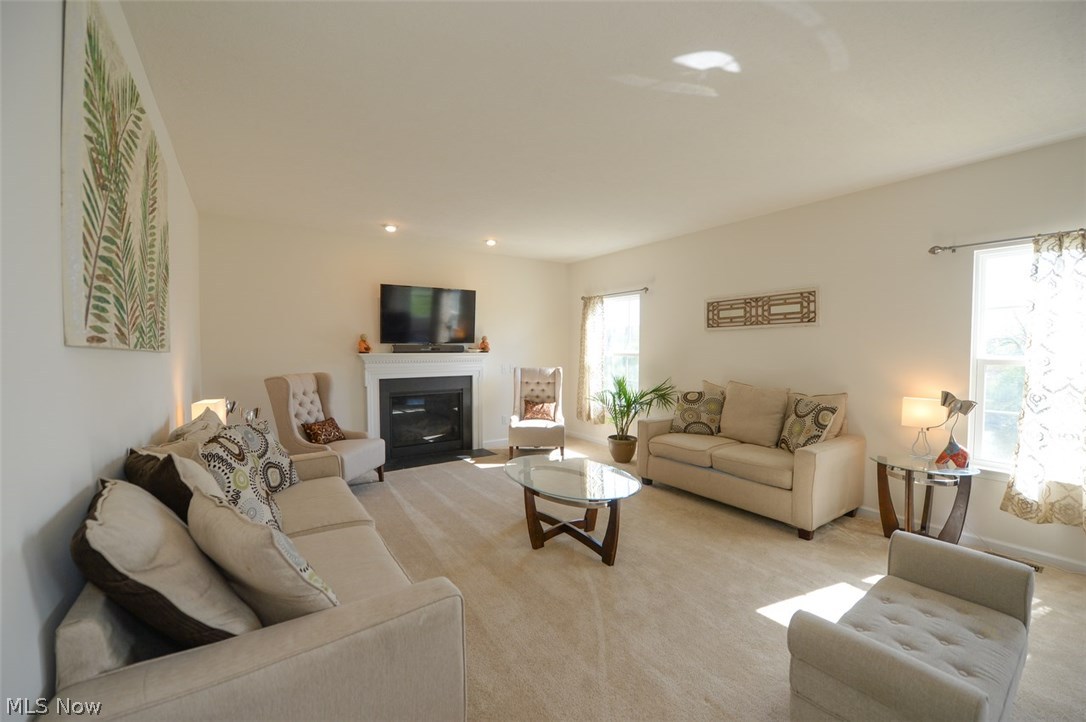 Emerald Estates # 12 - Residential