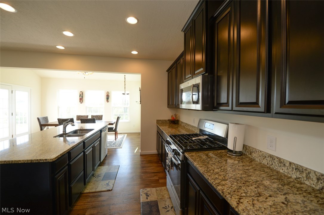 Emerald Estates # 12 - Residential