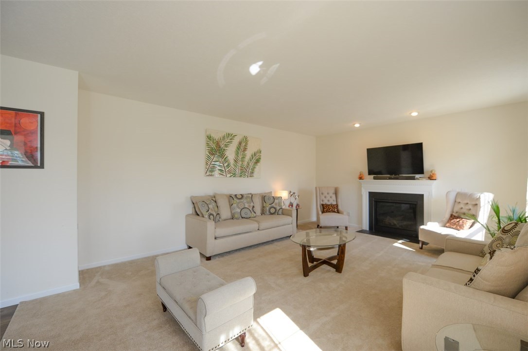 Emerald Estates # 12 - Residential