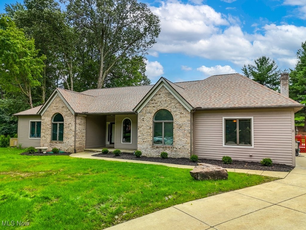 2296 Cross Creek Trail, Cuyahoga Falls, Ohio image 3