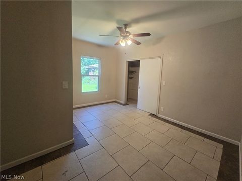 Tiny photo for 2424 Elm Street, Youngstown, OH 44505 (MLS # 5217122)