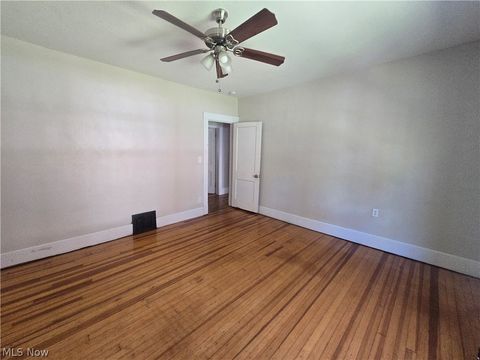 Tiny photo for 2424 Elm Street, Youngstown, OH 44505 (MLS # 5217122)