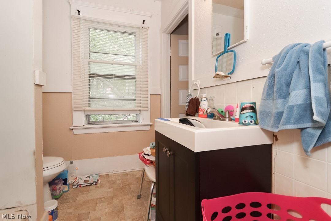 J T Newmans Allotment - Residential Income