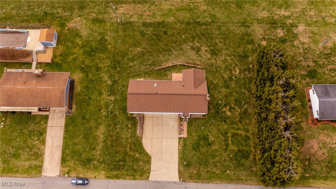 South Gate Manor 01 - Residential