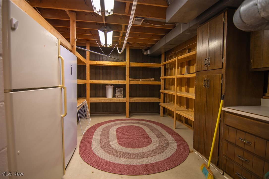 South Gate Manor 01 - Residential