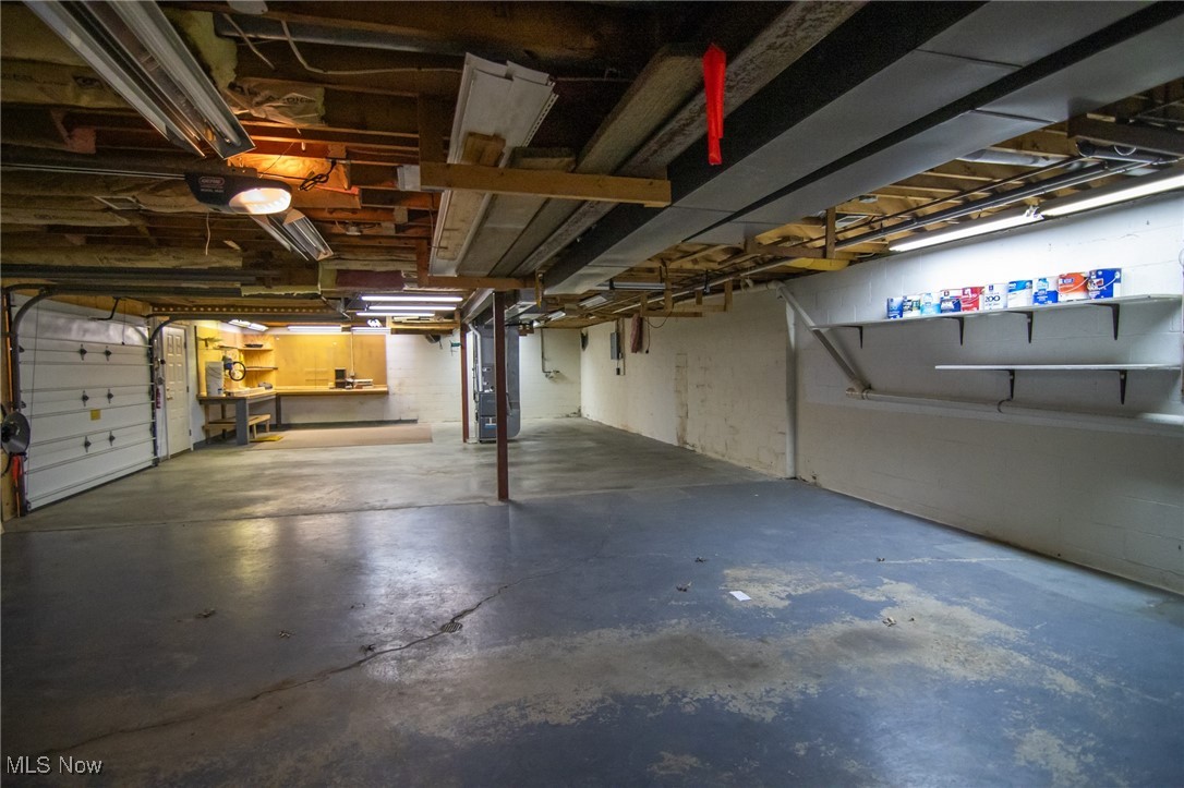 South Gate Manor 01 - Residential