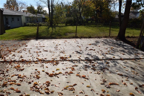 Tiny photo for 2233 Maxine Avenue NE, Canton, OH 44705 (MLS # 5257154)