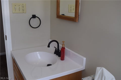 Tiny photo for 2233 Maxine Avenue NE, Canton, OH 44705 (MLS # 5257154)