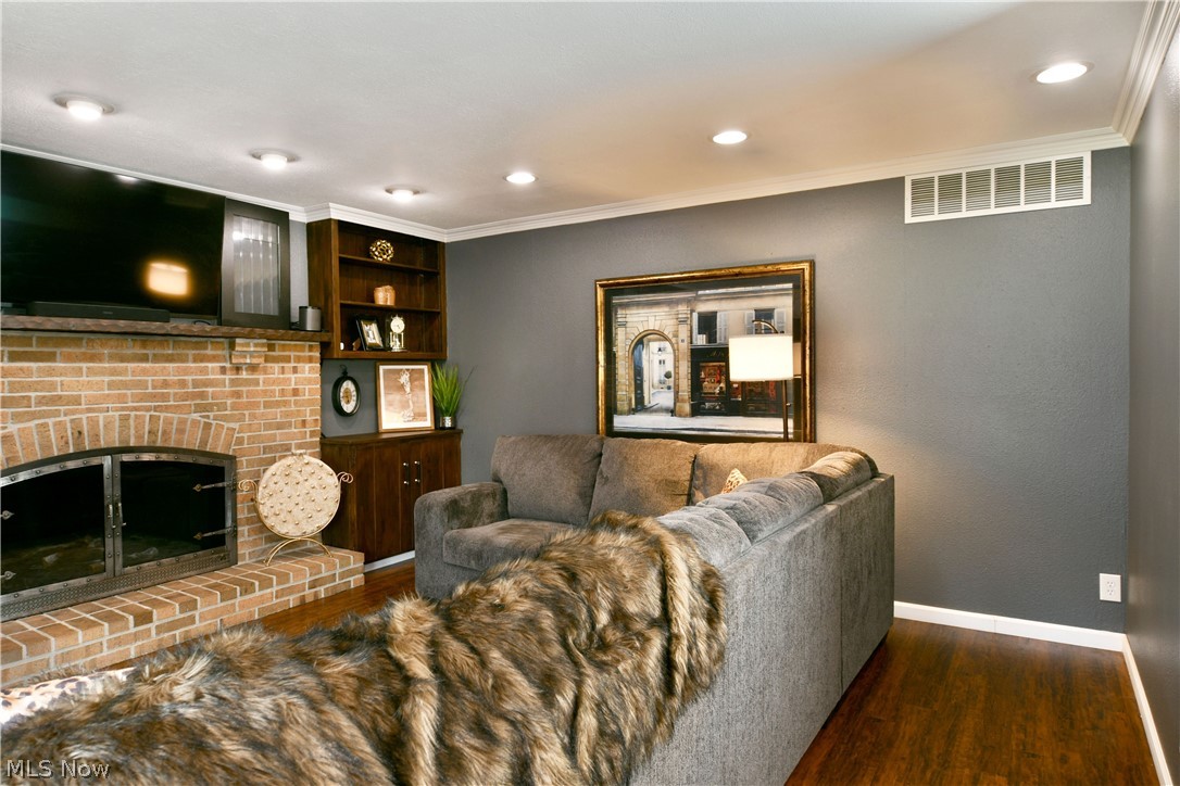 Trumbull - Residential