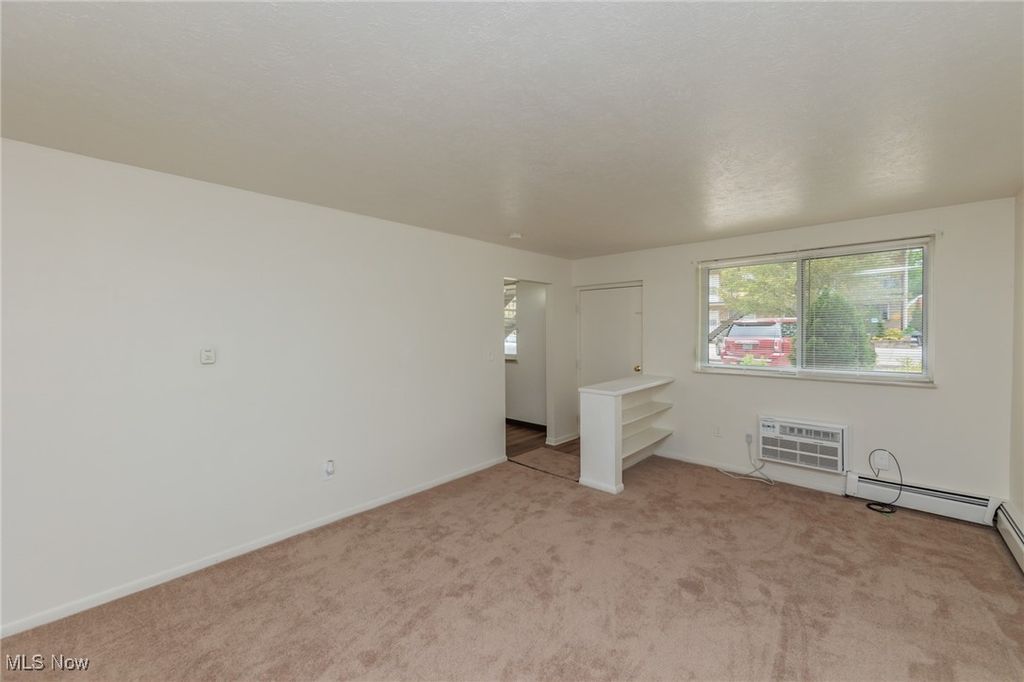 Photo of 236 S Huntington Street #8, Medina, OH 44256 (MLS # 5182399)