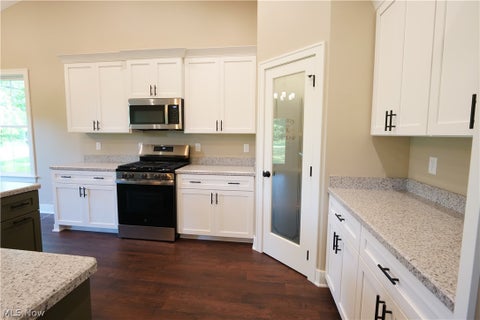 Tiny photo for 1227 Bell Road, Chagrin Falls, OH 44022 (MLS # 5243291)