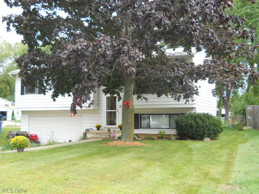 Cheerfully presented bi-level in popular Surfside development. Sprawling lot with huge deck overlooking lush landscape, above ground pool and pit for fire. Lower level with half bath and walk out to patio! Can be used as a fourth bedroom or family room. Turn key and ready for occupancy!