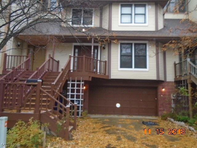 Franklin Green Twnhs - Residential