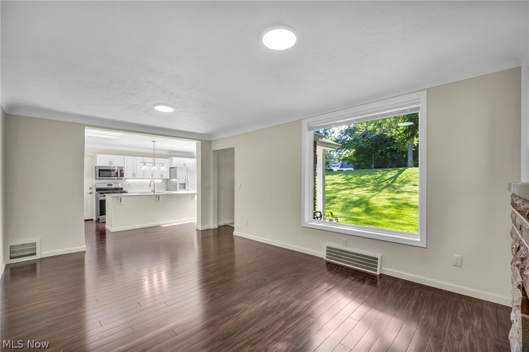 3975 Ellendale Road