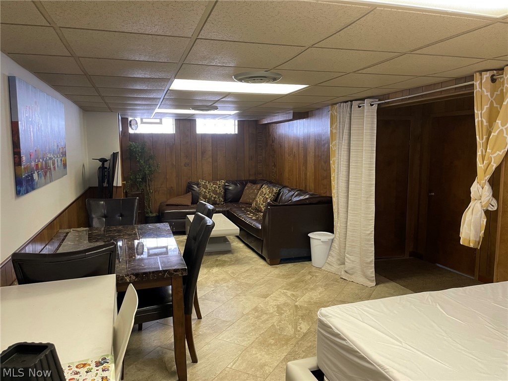 Barons 01 - Residential