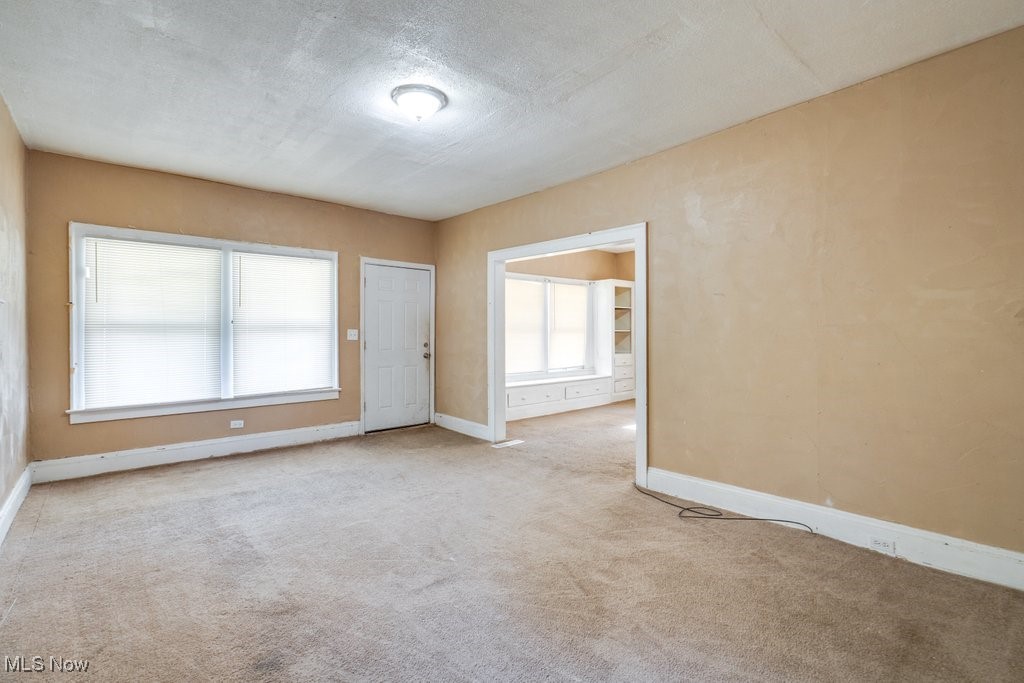 Home Gardens - Residential