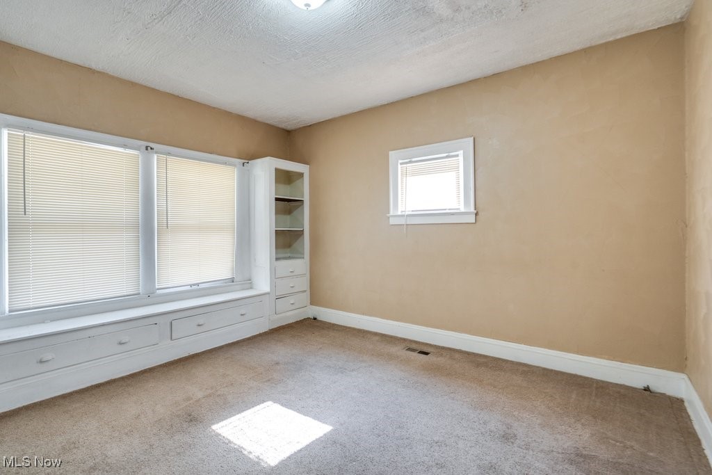 Home Gardens - Residential