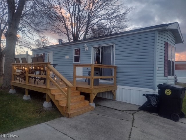 Fall in love with this cute-as-a-button 2-bedroom home located in Lake Grove Mobile Home Park, just minutes from the shores of Lake Erie and all the fun, dining, and attractions of Geneva-on-the-Lake. This is a great property whether you’re looking for your own personal vacation spot or a year-round residence. Schedule your showing today!